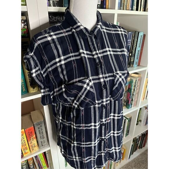 Beach Lunch Lounge Navy Blue White Plaid Cap Sleeve Button Front Shirt Medium - Picture 1 of 6